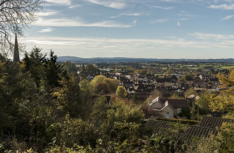 File:View over Ledbury (37385076824).jpg