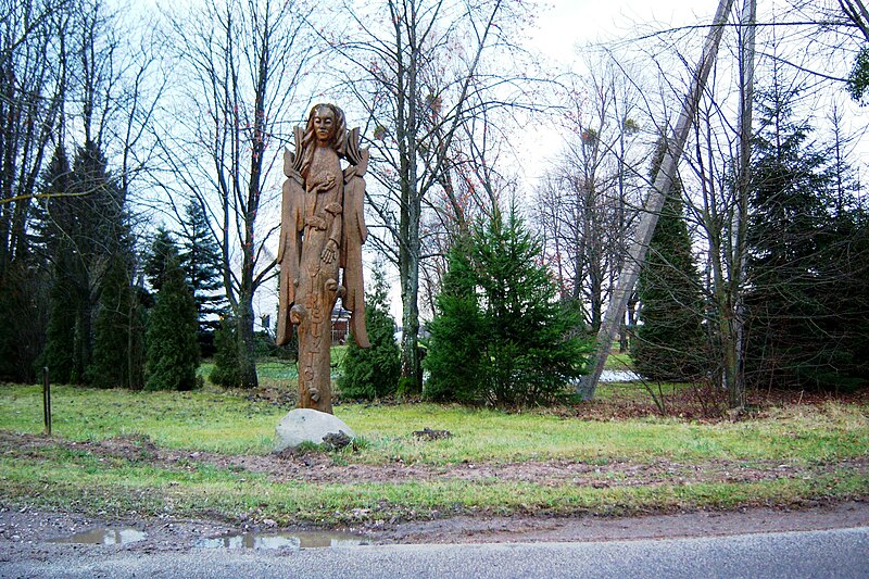 File:Viršužiglio skulptūra.JPG
