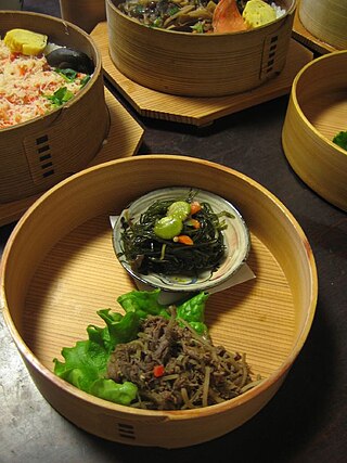 <span class="mw-page-title-main">Wappameshi</span> Japanese dish cooked in wooden round containers