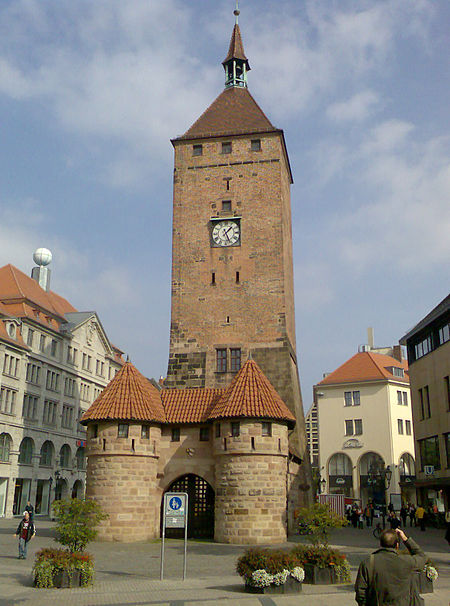 Weißer Turm Nürnberg von Westen