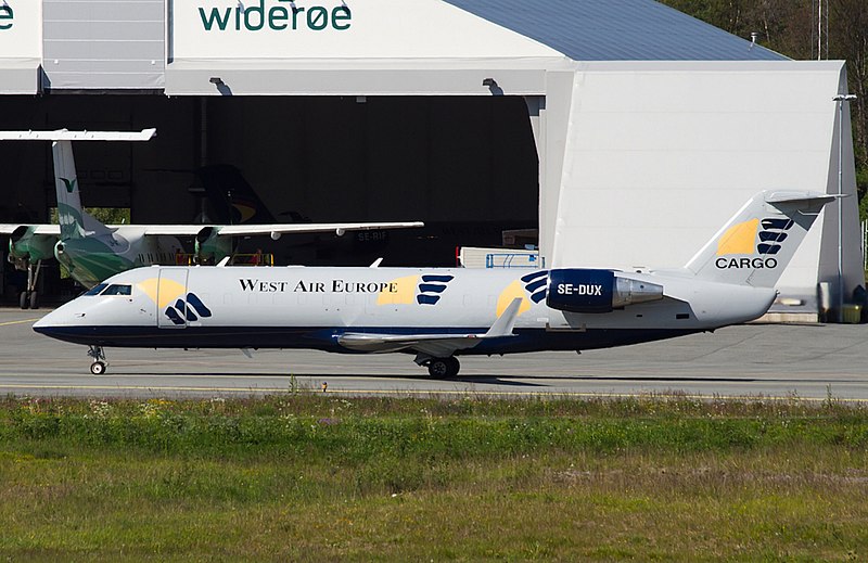 File:West Air Sweden Bombardier CRJ200 SE-DUX.jpg