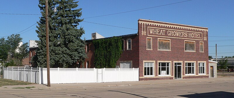 File:Wheat Growers Hotel from SE 2.JPG