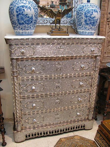 File:White inlaid chest of drawers at shop (4256321536).jpg