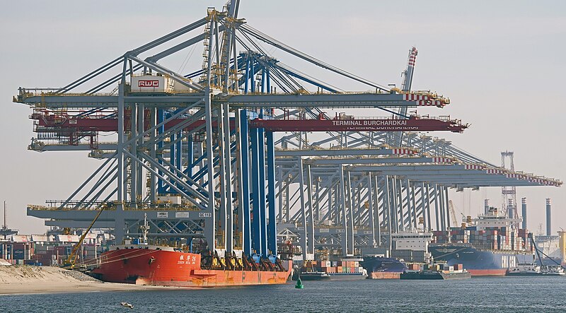 File:ZHEN HUA 26 (49816689512).jpg