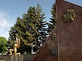 Меморіальне кладовище радянських воїнів та партизан 02.JPG
