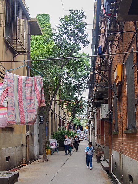 File:江汉村老建筑 - Old Buildings in Jianghan Community - 2016.04 - panoramio.jpg