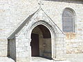 Fouesnant : l'église paroissiale Saint-Pierre-et-Saint-Paul, vue extérieure, le porche