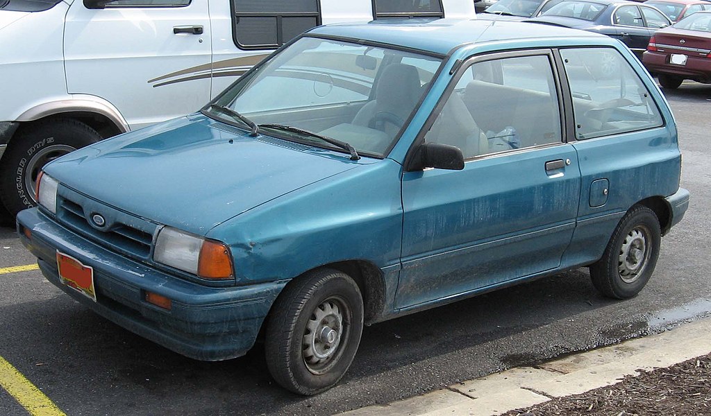 Der Ford Festval ß oder Kia Pride 1024px-1st_Ford_Festiva