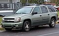 2004 Chevrolet TrailBlazer EXT LS 4x4, front left view