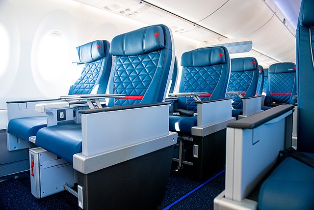 Delta First class on a Airbus A220