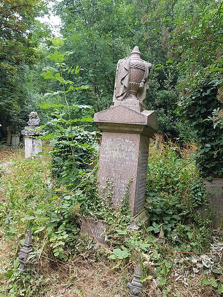 File:Abney Park – 20180710 110552 (29448485498).jpg