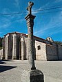 Ábsidas e cruceiro no Mosteiro de San Pedro de Soandres