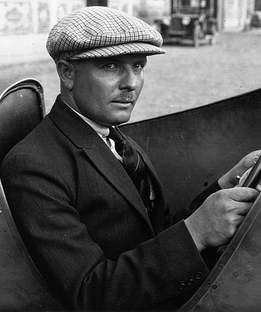 Albert Divo at the 1924 French Grand Prix (cropped)