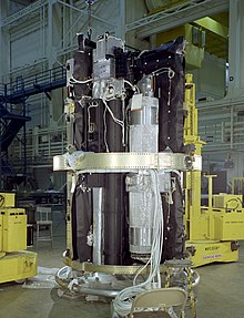 A side view of the instrument cluster without its enclosure Apollo Telescope Mount Spar Assembly 6903725.jpg