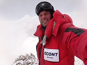 Atanas Skatov, Makalu Summit.jpg