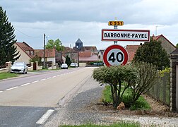 40 km/h à l'entrée de Barbonne-Fayel, Marne.