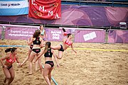 Deutsch: Beachhandball bei den Olympischen Jugendspielen 2018; Tag 6, 12. Oktober 2018; Mädchen, Hauptrundenspiel – Chinesisch Taipei (Taiwan)-Paraguay 0:2 English: Beach handball at the 2018 Summer Youth Olympics at 12 October 2018 – Girls Main Round – Chinese Taipei (Taiwan)-Paraguay 0:2