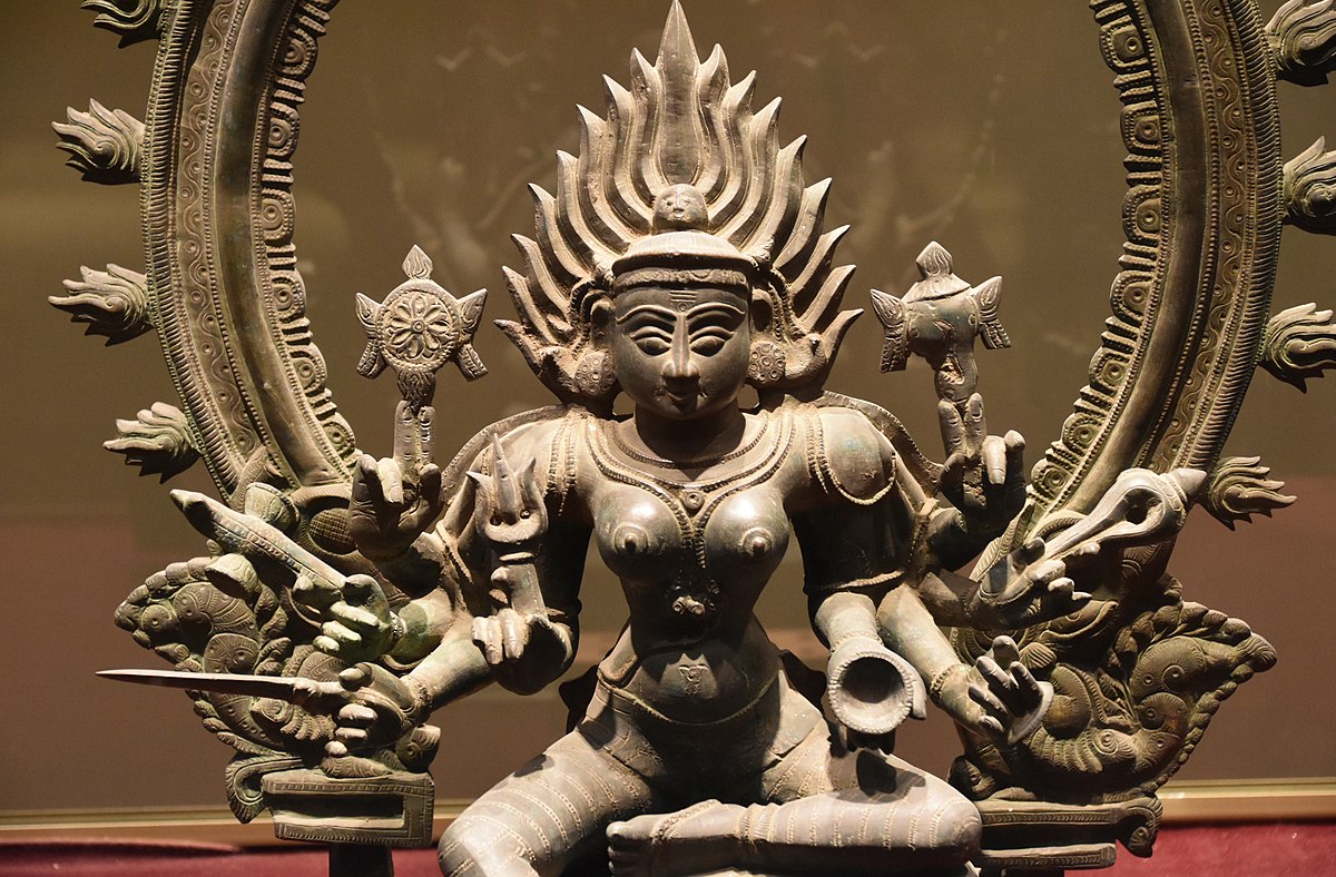 File:Bhadrakali, bronze, 14th century, Government Museum, Chennai ...