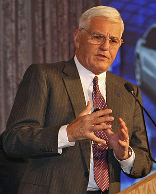 <span class="mw-page-title-main">Bob Lutz (businessman)</span> Swiss American automotive executive (born 1932)