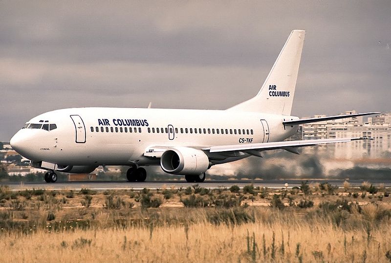 File:Boeing 737-33A, Air Columbus JP166679.jpg