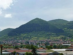 أهرامات البوسنة المزعومة: جبل