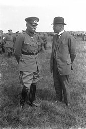 German commander-in-chief Hans von Seeckt (left) with Otto Gessler in 1930 Bundesarchiv Bild 102-10883, Hans von Seeckt und Otto Gessler.jpg