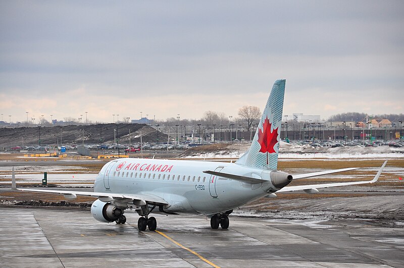 File:C-FEIQ Air Canada Embraer 175 (4485098507) (2).jpg