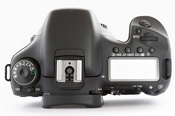Canon EOS 7D DSLR body top.jpg