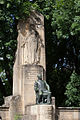 Denkmal Numa Droz (Statue verschoben, militaristische Umrahmung vollständig demontiert)