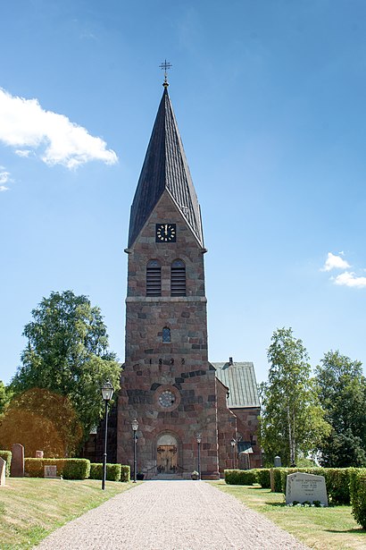 Vägbeskrivningar till Lommaryd kyrka med kollektivtrafik