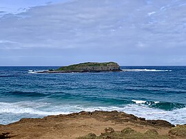 Fingal Head'den görülen Cook Adası, Yeni Güney Galler 02.jpg