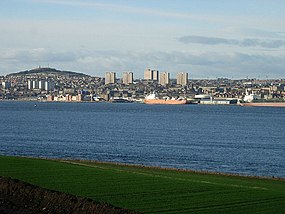 Dundee from Tay.jpg