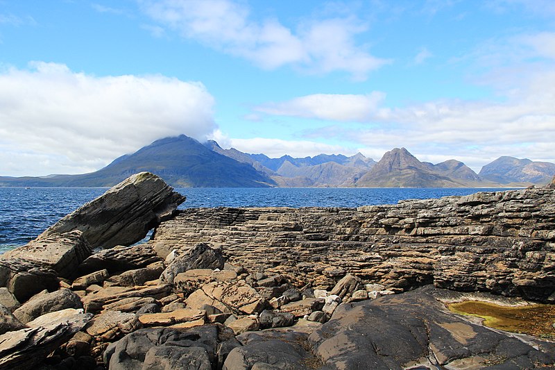 File:Elgol Shore - geograph.org.uk - 3102565.jpg