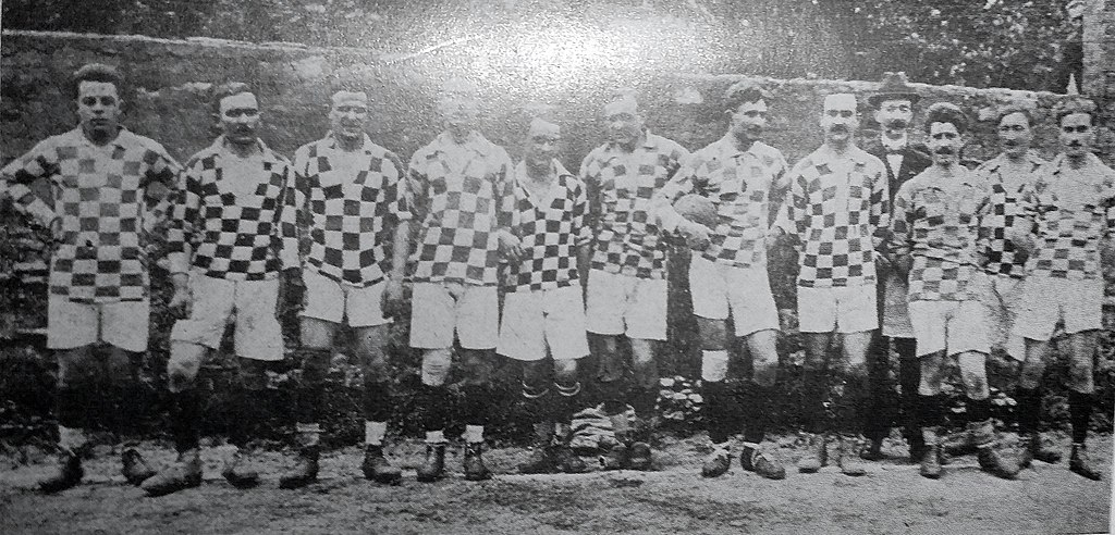 File:FC Lyon, finale de la Coupe de France 1918.jpg - Wikimedia Commons