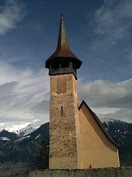 Flerden Kirche mit Turm.jpg