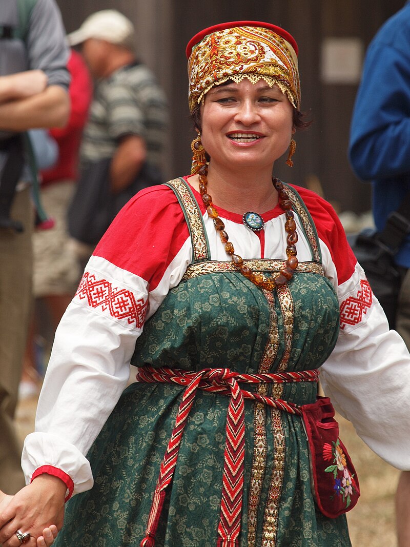 File:Fort Ross Woman wearing Traditional Russian Costume b.jpg