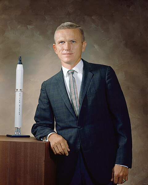 File:Frank Borman NASA Portrait (S64-31455).jpg
