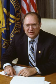 Frank E. Young (physician) American physician and government official