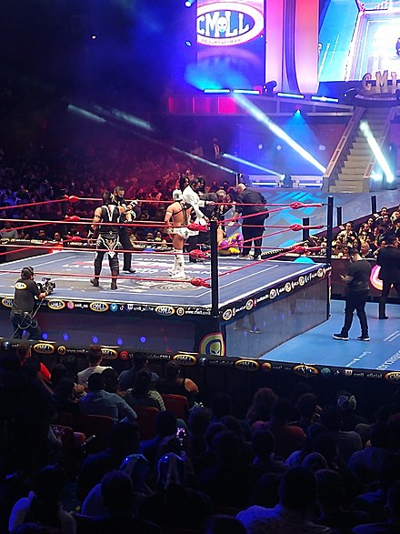 Lucha libre in Arena Mexico