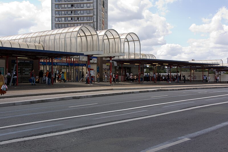 File:Garges-Sarcelles aIMG 0382.jpg