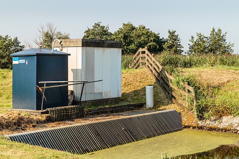 File:Gemaal Leijepolder. Wetterskip Fryslân in Súdwest-Fryslân. 12-08-2020. (actm.) 07.jpg