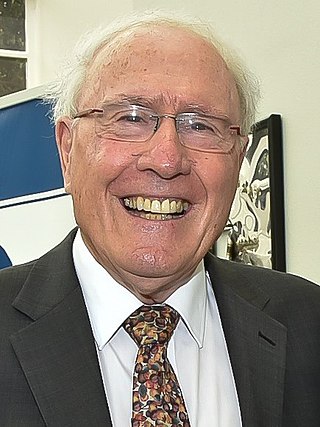 <span class="mw-page-title-main">Geoffrey Palmer (politician)</span> Prime Minister of New Zealand from 1989 to 1990