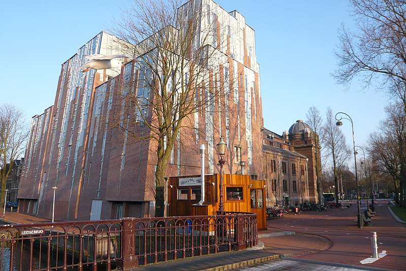 File:Haarlem Stadsschouwburg - leidsevaart.jpg