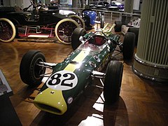 ロータス・38（英語版）（1965年インディ500（英語版）優勝車両）。テリーは、「9割はテリー、1割はチャップマン」の作品だと述べている[11][12]。