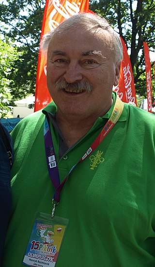 <span class="mw-page-title-main">Henryk Rozmiarek</span> Polish handball player (1949–2021)