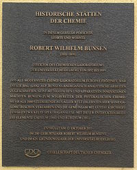 Historické místo chemie Robert Wilhelm Bunsen.jpg