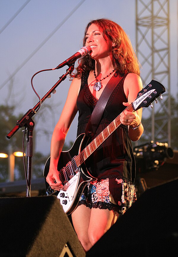 Hoffs performing in 2006