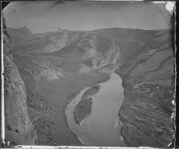 File:Horseshoe Canyon. Green River - NARA - 519468.jpg