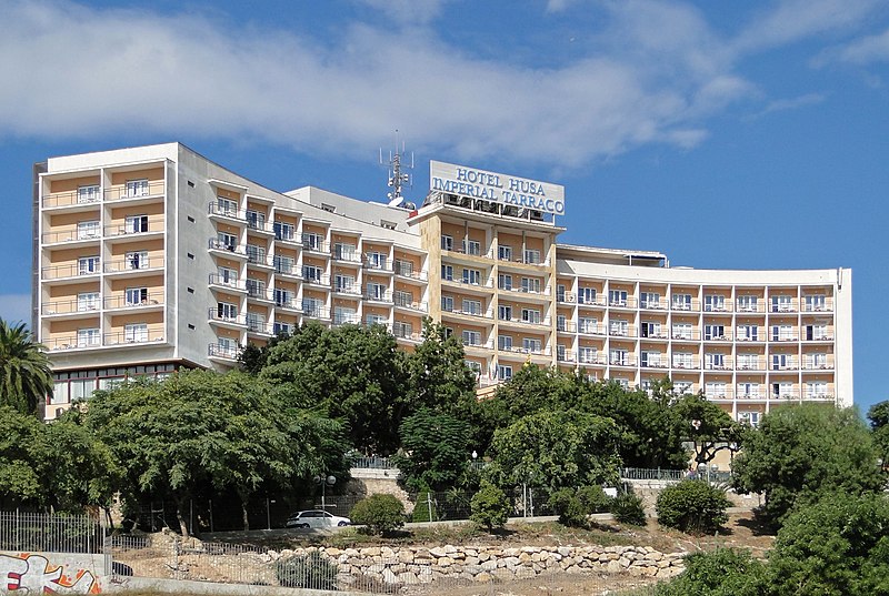 File:Hotel Husa Imperial Tarraco.jpg