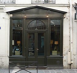 Immeuble 13 rue de Lille, Paris 2012.jpg